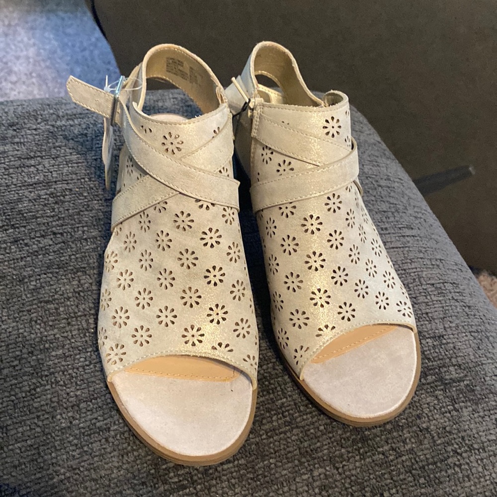 Brand new sandals